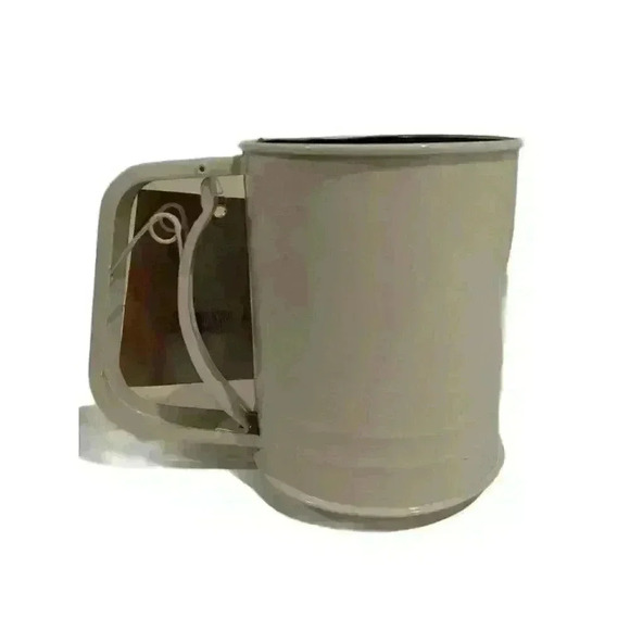RAE Dunn 3 Cup Flour Sifter White HIP HOP - Picture 3 of 6